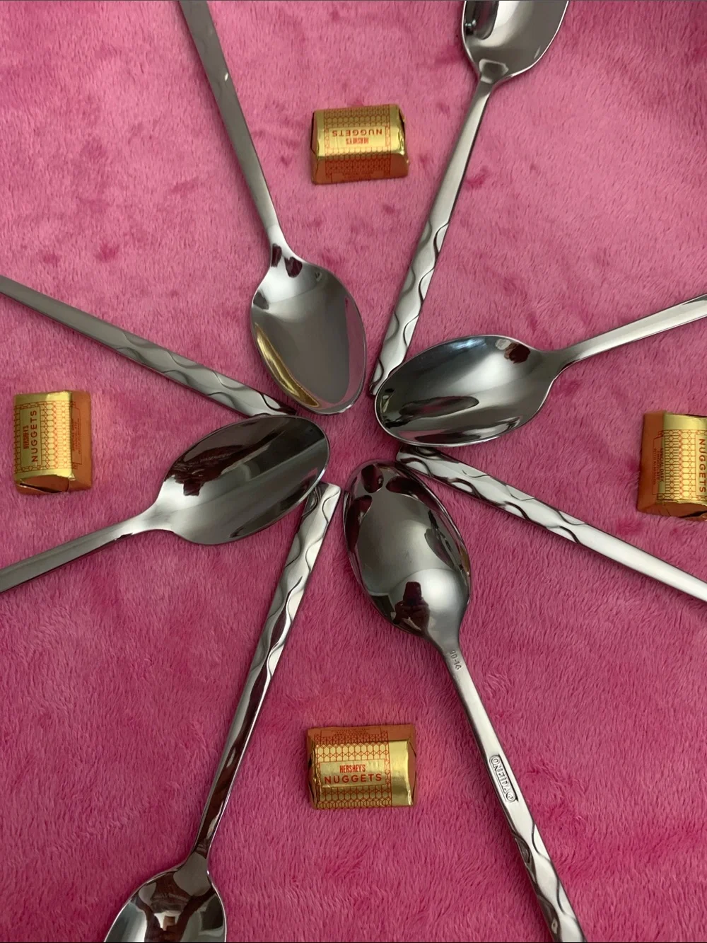 Oneida Shui Pattern Stainless Steel Teaspoon Set of 8 NWOT